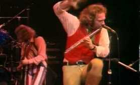 Jethro Tull - Thick As A Brick (live in London 1977)