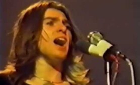 Genesis - Live - 1972 With Peter Gabriel - Belgian Tv (Complete Show)