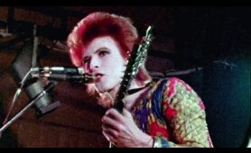 David Bowie - Ziggy Stardust - live 1972 (rare footage / 2016 edit)